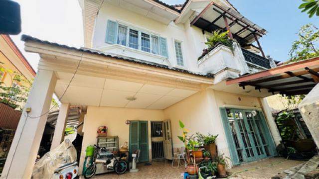 พาร์คเวย์ ชาเล่ต์ รามคำแหง 190/1 เขตมีนบุรี ถนนรามคำแหง แขวงมีนบุรี เขตมีนบุรี กรุงเทพมหานคร