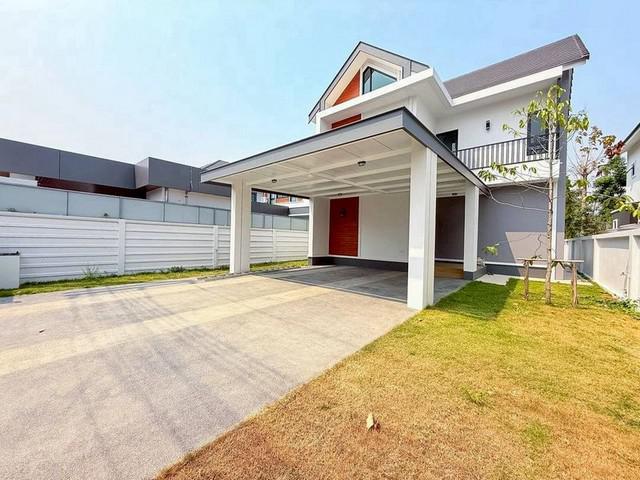 บ้านเดี่ยว 2 ชั้น สไตล์โมเดิร์นนอร์ดิก ทำเลทอง โซนป่าแดด
