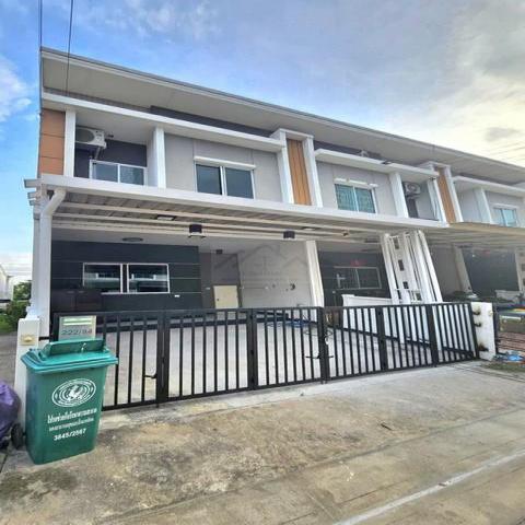 ให้เช่าทาวน์โฮม 2 ชั้น 18.3 ตร.ว. โครงการพลีโน่ ศรีนครินทร์ ศรีด่าน 22 ใกล้ BTS ศรีลาซาล