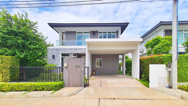บ้าน มัณฑนา เวสต์เกต พท. 87 ตร.วา 2 ngan 1 ไร่ 11200000 บาท ไม่ไกลจาก - ทำเลนี้ห้ามพลาด มีพื้นที่สวนข้างบ้าน เจ้าของอยู่น้อยมาก