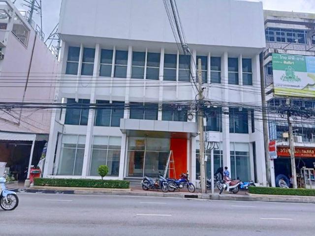 ถนนข้าวสาร 1.5 กม. สนามมวยราชดำเนิน ให้เช่าอาคารพาณิชย์ 3 ชั้น 4 คูหา ติดถนน 1202 ตร.ม. BTS ราชเทวี 2.5 กม. 102 ตร.วา 3 นอน 