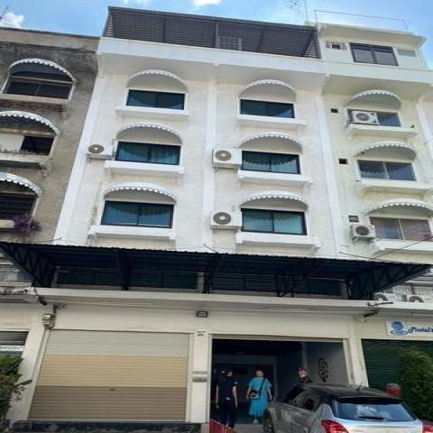 ให้เช่าอาคารพาณิชย์ 4.5 ชั้น 2 คูหา 24 ตร.ว. ซ.ลาดพร้าว128 ทับ 4 ใกล้ MRT ลาดพร้าว101
