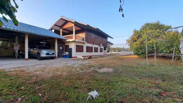 ขายบ้านพร้อมที่ดิน ติดถนนใหญ่ 4 เลน ทำเลทอง อำเภอเมือง จังหวัดเชียงราย