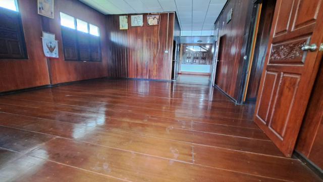ขายบ้านพร้อมที่ดิน ติดถนนใหญ่ 4 เลน ทำเลทอง อำเภอเมือง จังหวัดเชียงราย