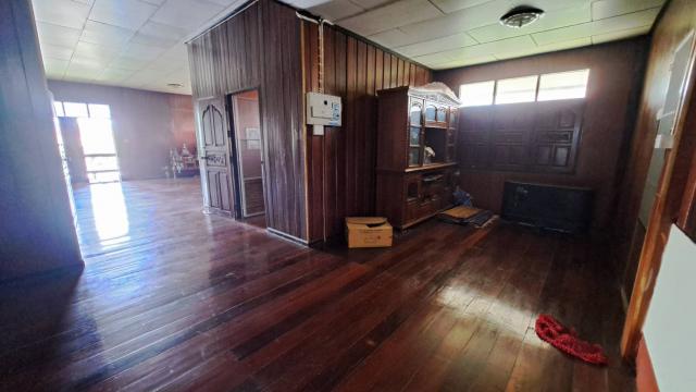 ขายบ้านพร้อมที่ดิน ติดถนนใหญ่ 4 เลน ทำเลทอง อำเภอเมือง จังหวัดเชียงราย